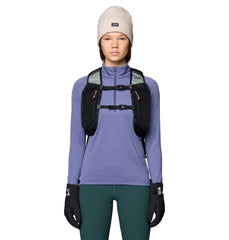 Mountain Hardwear Crater Lake Heavyweight Half Zip thumbholes visible for secure fit.