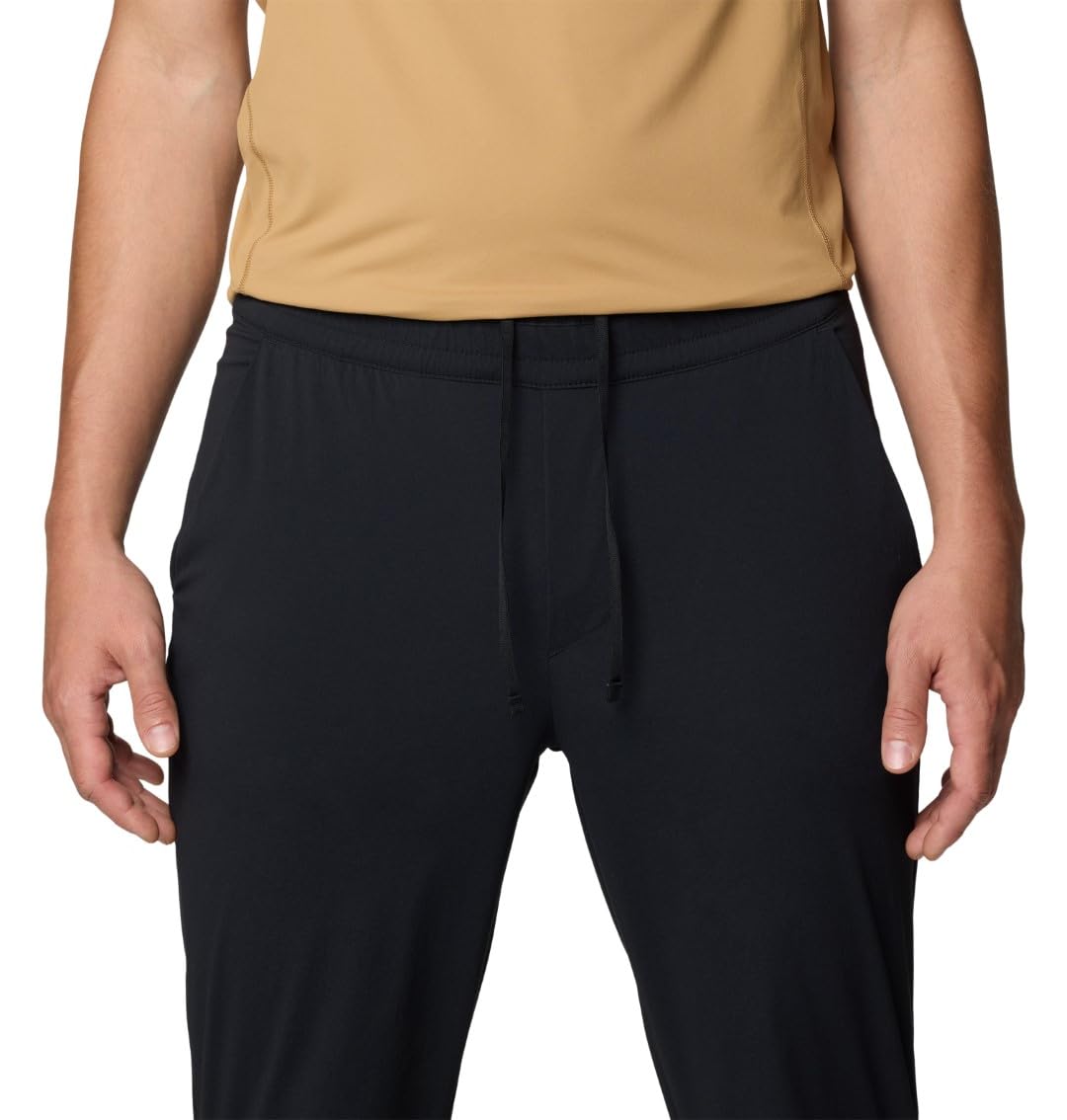 Dynama pant right-thigh zip pocket for secure stash during activities