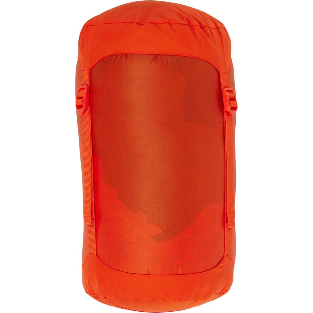 Phantom 0-Degree durable water-repellent finish and packable design