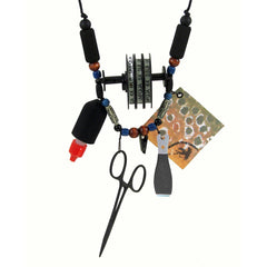 Mountain River Lanyards Outfitter beadwork showcases a personalized lanyard with organized gear at hand.