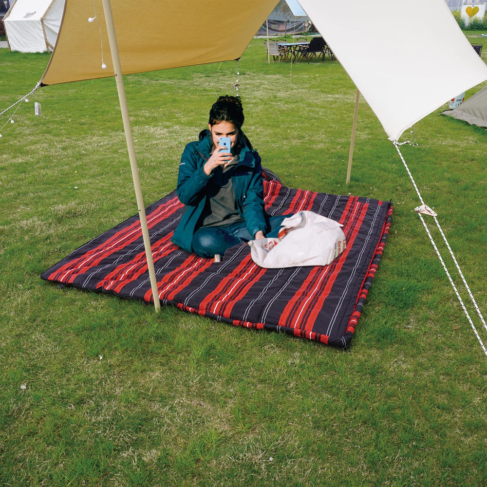 Mountainlodge cotton sleeping bag water-resistant fabric protects from damp outdoor environments.