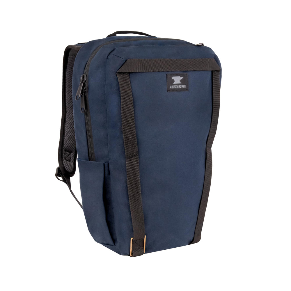 Mountainsmith Amble Pack front view, ready for daily commuting.