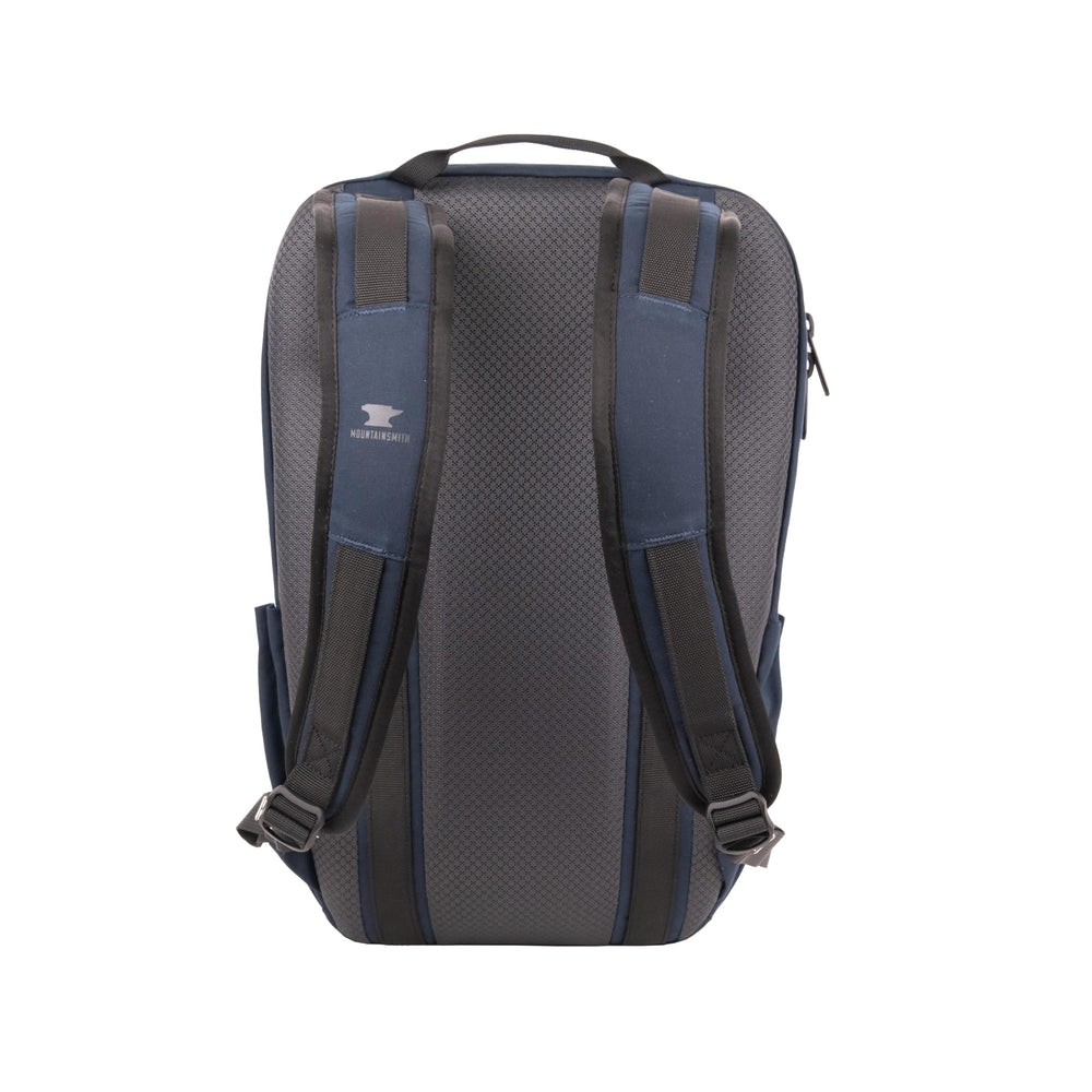 Mountainsmith Amble Pack wide straps designed for all-day comfort.