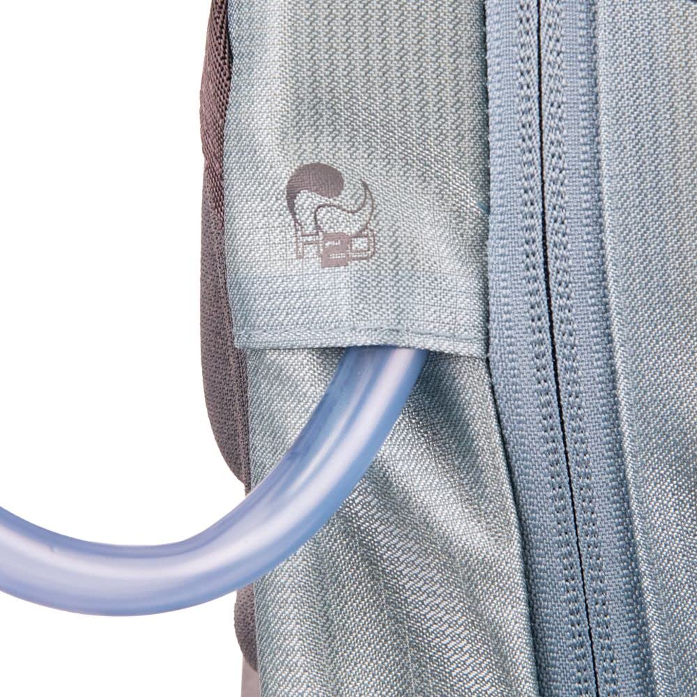 Mountainsmith Apex 25 removable hipbelt allows a customizable, stable fit.