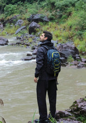 MOUNTAINTOP 25L backpack back panel highlighting breathable support for long trail days