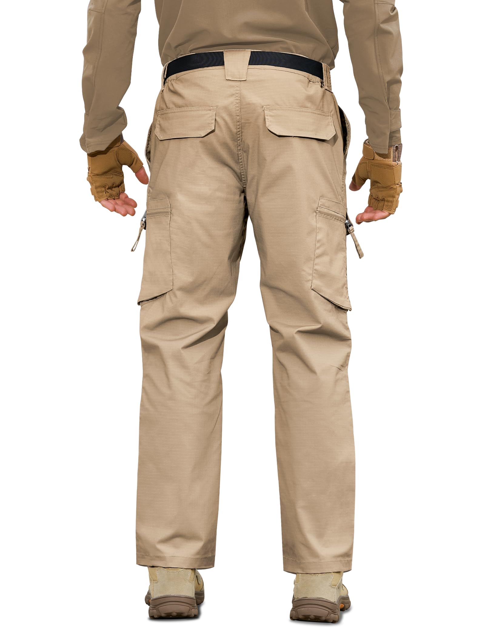 MOURCE adjustable waist buckle demonstrates secure, customizable fit for varied body types.