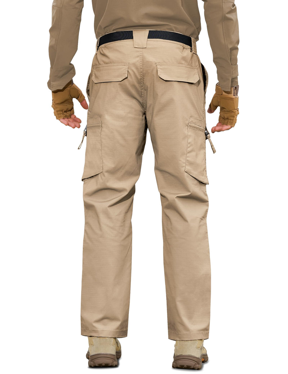 MOURCE adjustable waist buckle demonstrates secure, customizable fit for varied body types.