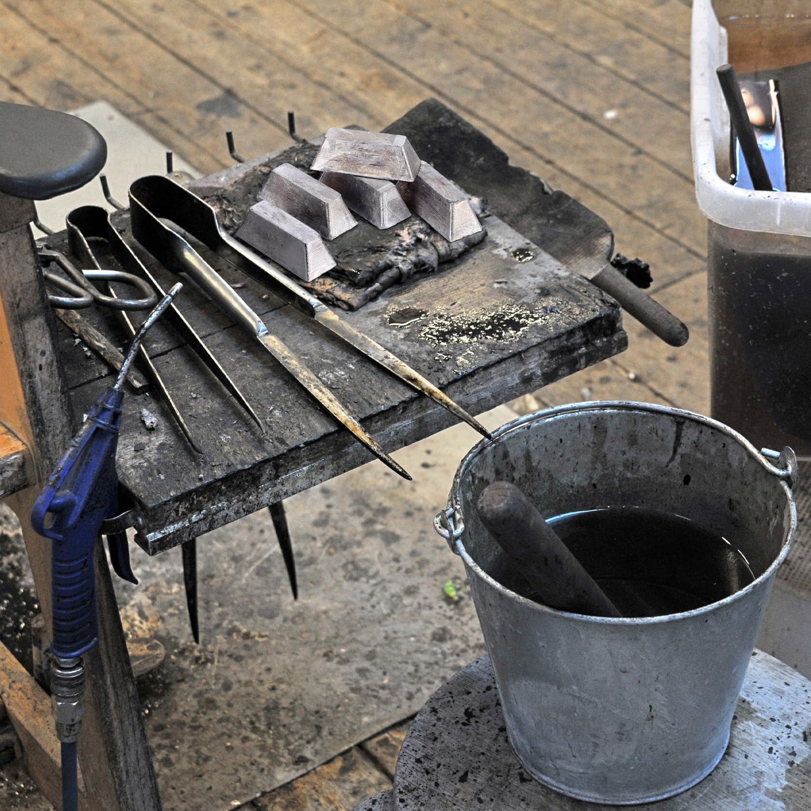 Moxweyeni lead ingots ideal for bullet casting and weights manufacturing