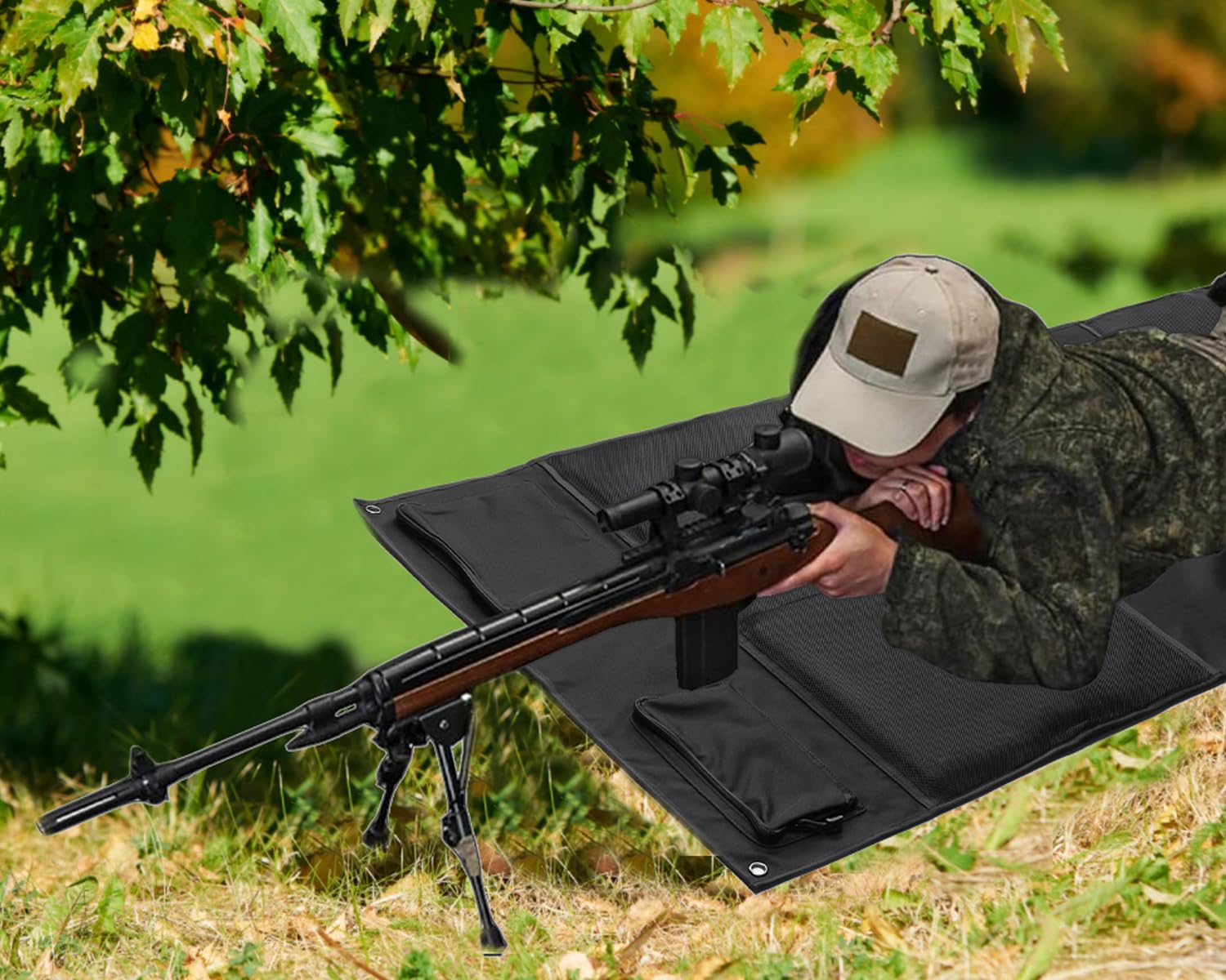 MOZETO shooting mat accessory-pockets emphasize quick access to gear during hunts.
