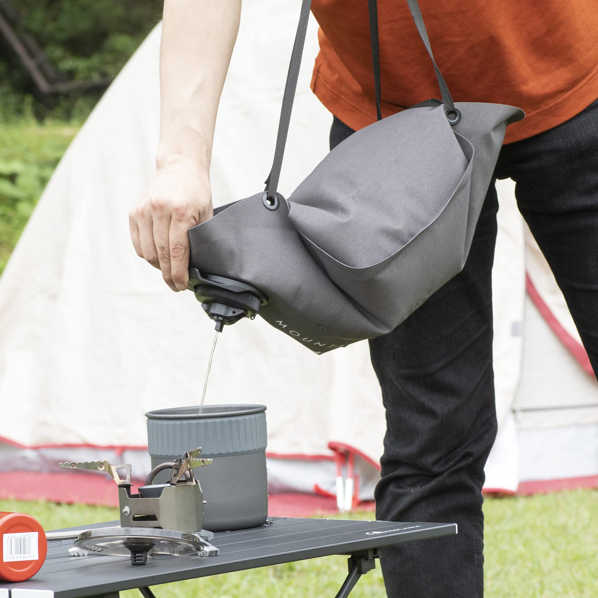 MSR Dromedary Bag 1000-denier exterior stands up to freezing and rugged use
