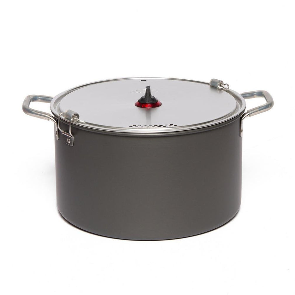 MSR Flex 4 nonstick pot ideal for easy sautéing and quick cleanup during adventures.
