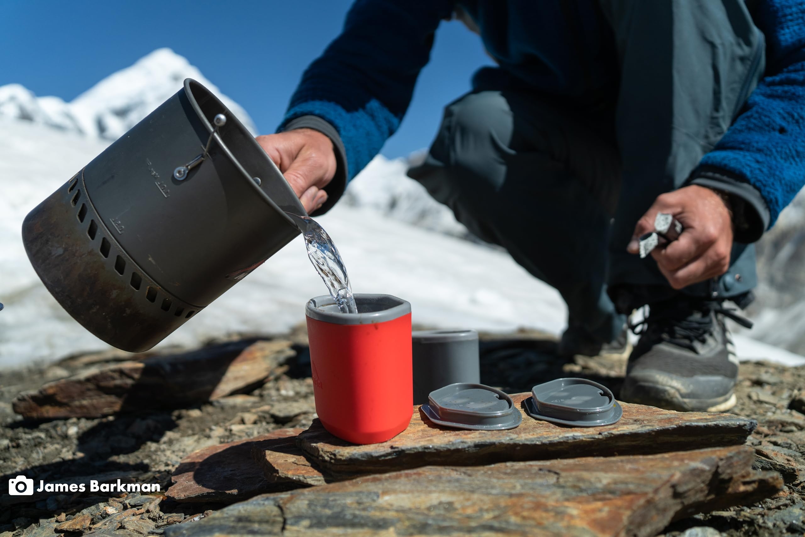 Boiling two portions at once with the MSR Reactor 1.7L in camp