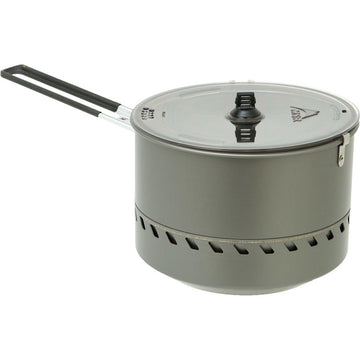 MSR Reactor 2.5L camping pot with closed lid for quick meals outdoors.