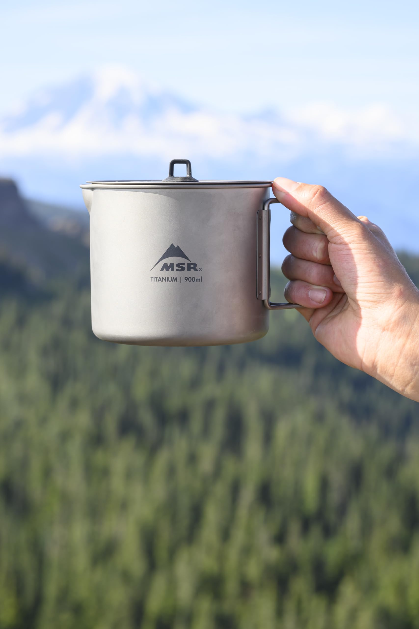 MSR Titan 126 g ultralight kettle keeps your backpack weight down.