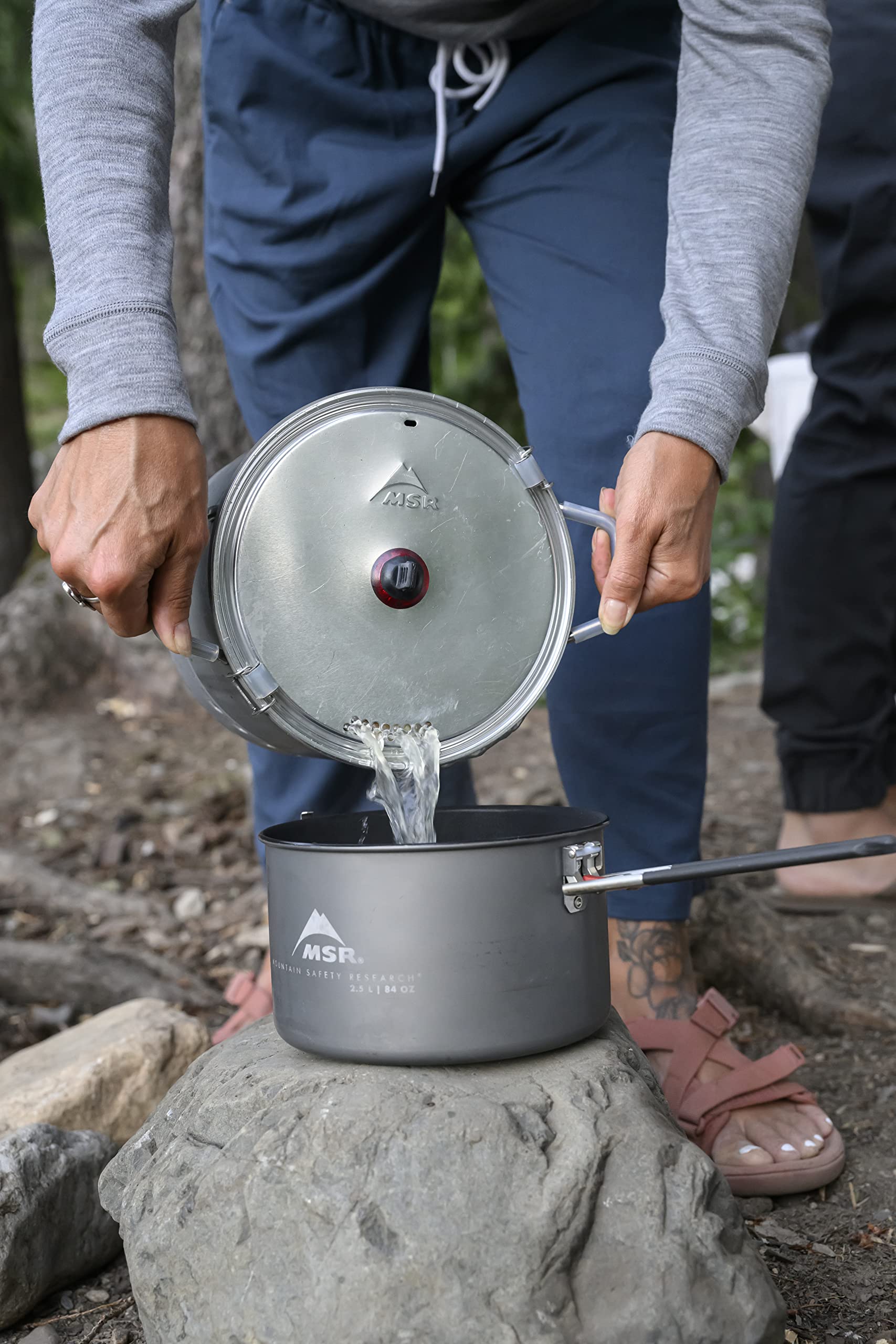 MSR WindBurner 4.5L pot demonstrates self-centering design for stability