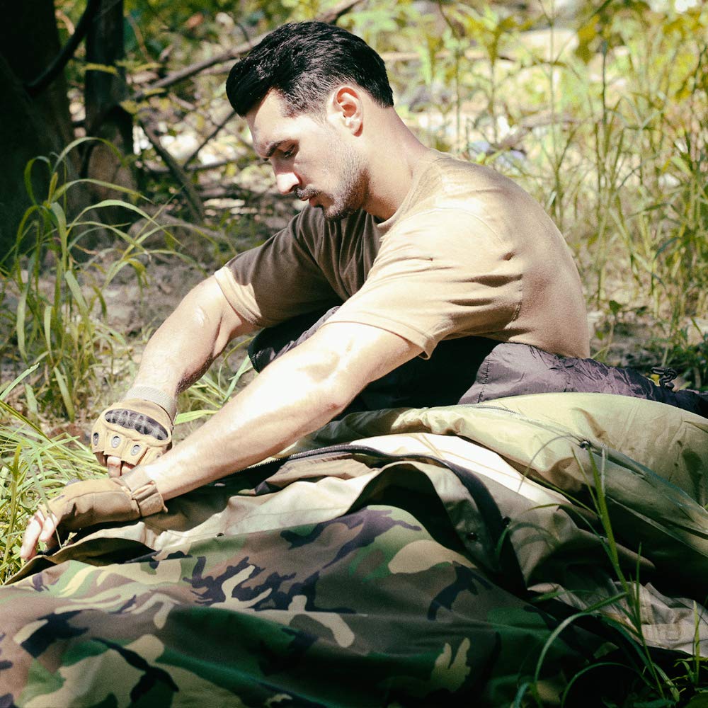 MT Army heat-treated seams provide water and moisture resistance under harsh conditions.