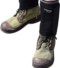 Mt. Sun Gear gravel guard on the left boot wrap protects wading gear from sand and debris.