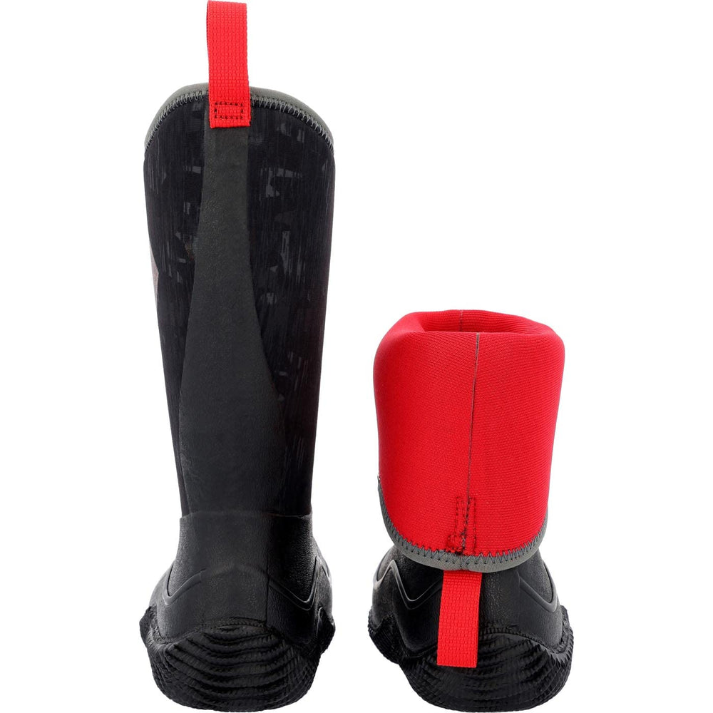 MUCK Kids Hale boot black sole-detail highlights durable traction for varied terrains.