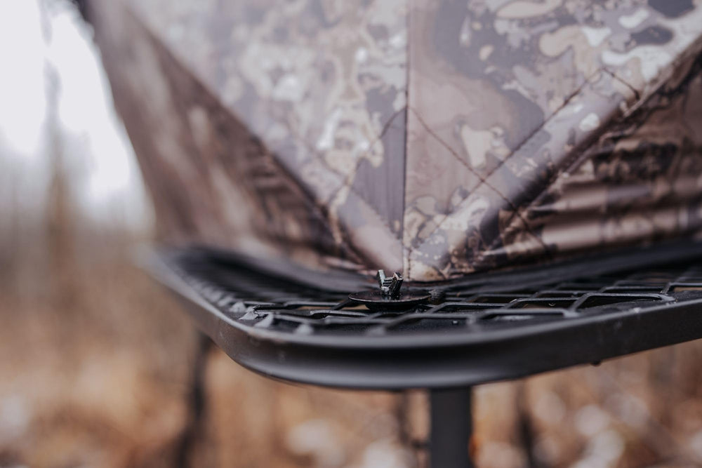MUDDY Ground Blind Platform compatible with most ground blinds for flexible mounting.