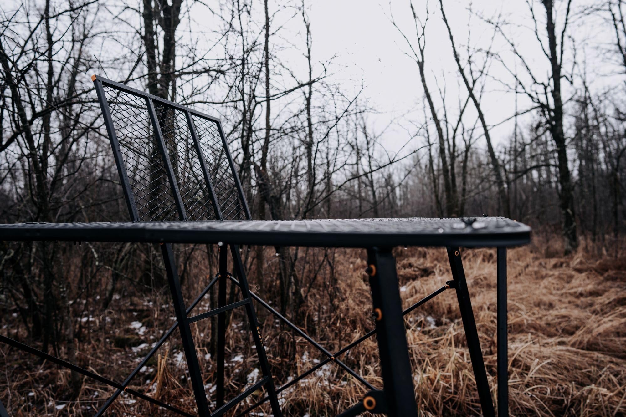 MUDDY Ground Blind Platform trap-door-entry demonstrates covert movement.