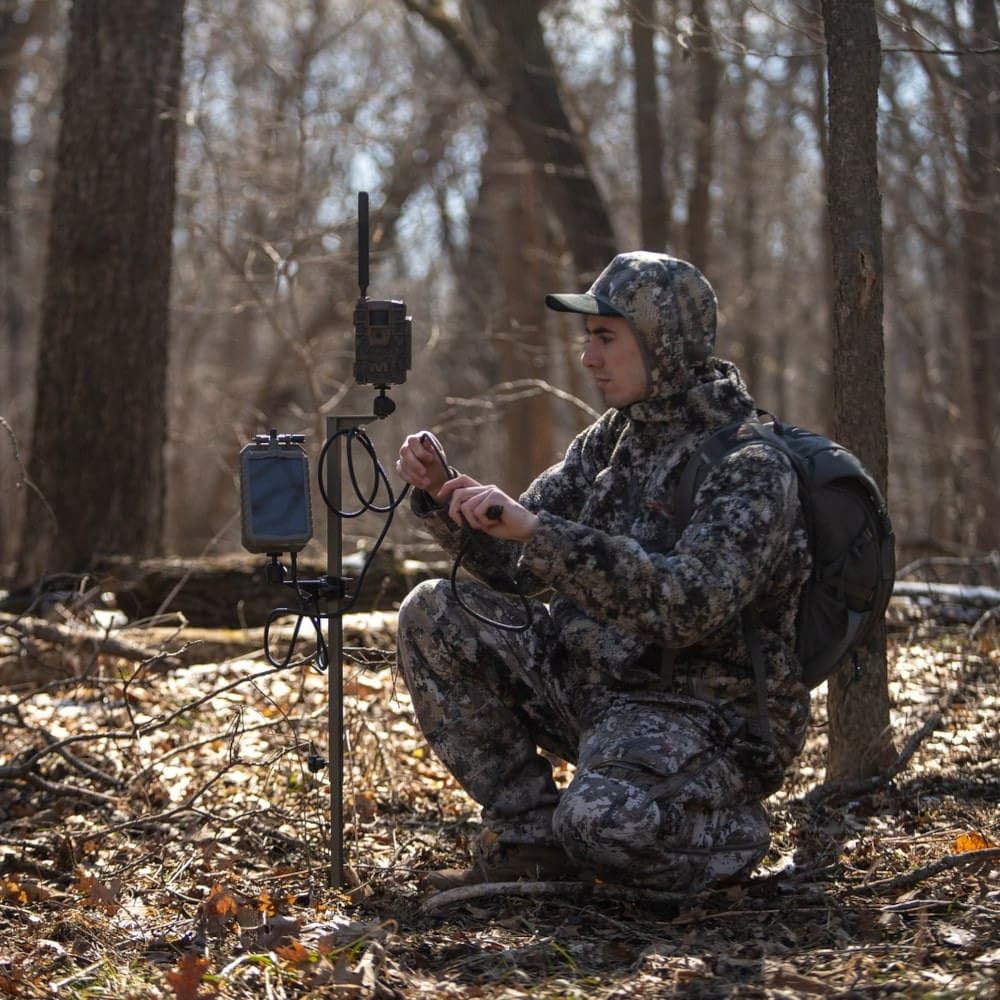 MUDDY Matrix fast 0.4s trigger speed captures action quickly.