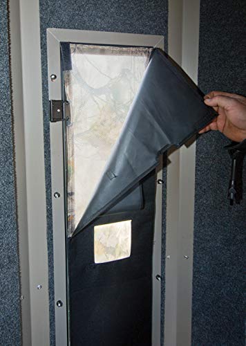 MUDDY MUO black side-out fabric emphasizes quiet blackout design.