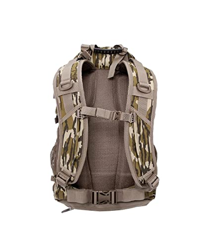 MUDDY Outdoors Pro 1300 interior hydration pocket to carry your water supply safely