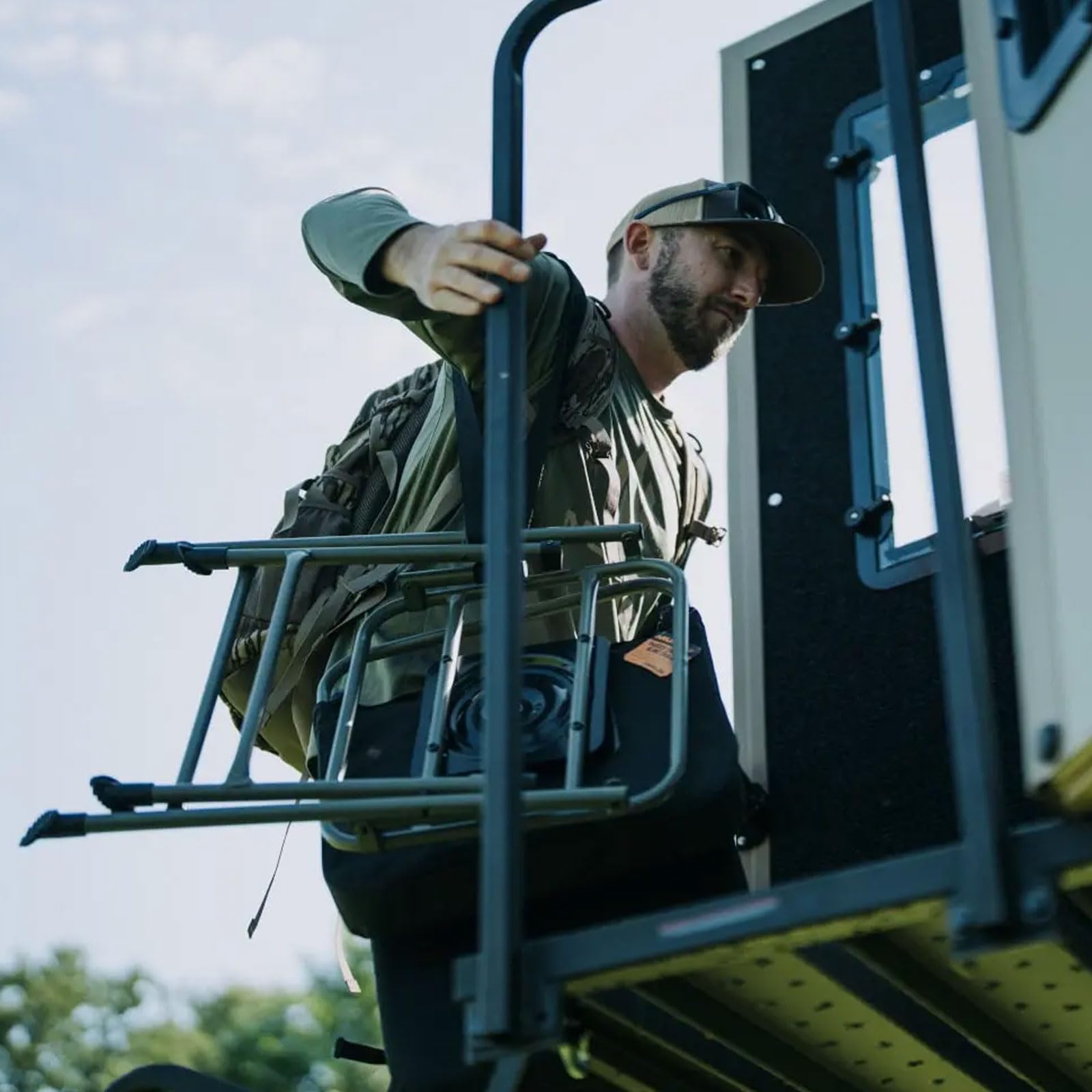 In-use setup in hunting blind