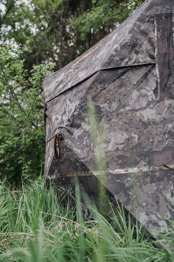 Muddy Prevue Evo Max interior pockets organize gear for quick access.