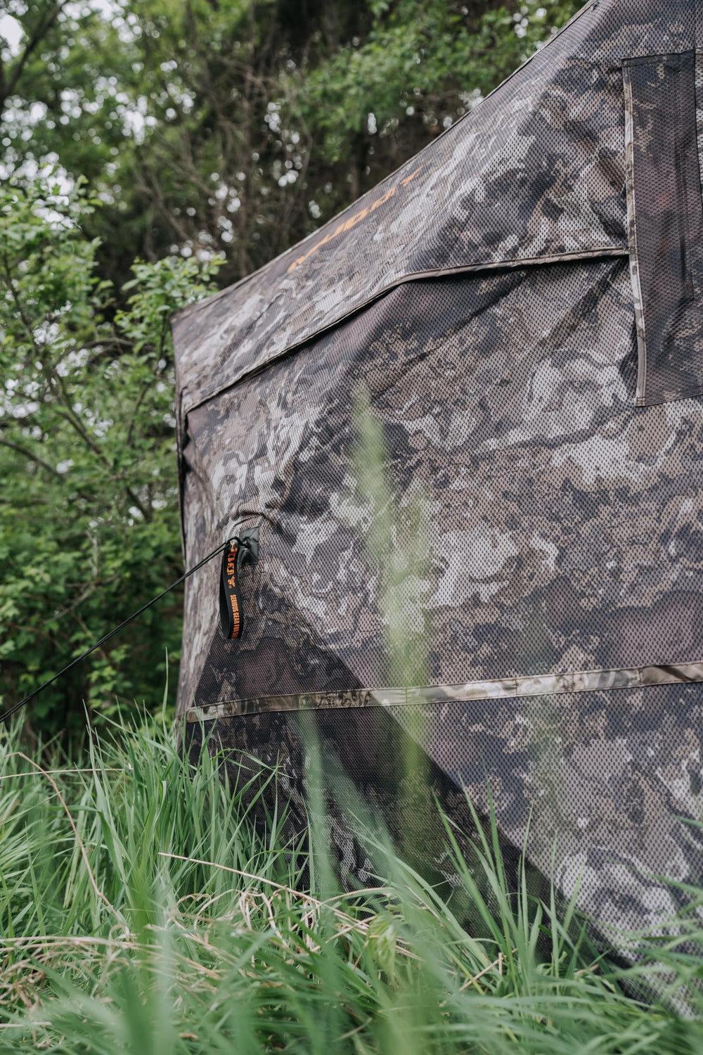 Muddy Prevue Evo Max interior pockets organize gear for quick access.