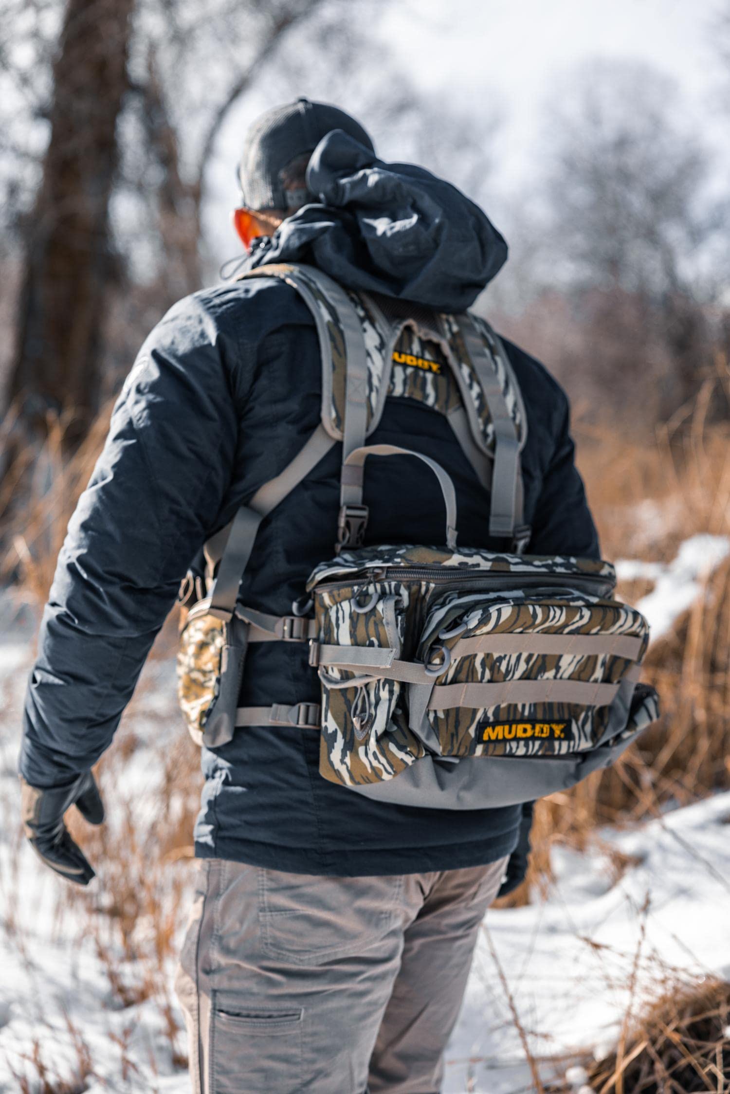 MUDDY Pro 500 lumbar pack durable poly fabric feels soft.