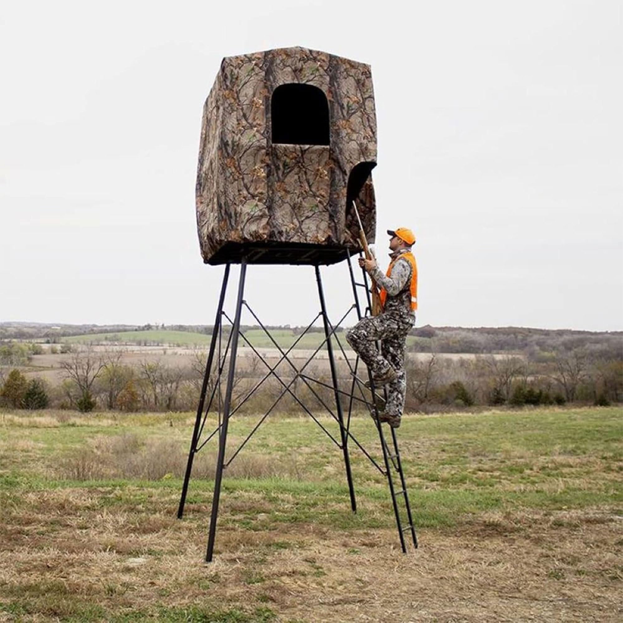 MUDDY Quad Blind Cover uses easy fastening with bungee cords for quick setup.
