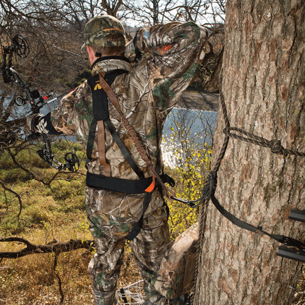 Muddy Suspension Relief Strap helps reduce fatigue during long hunts.