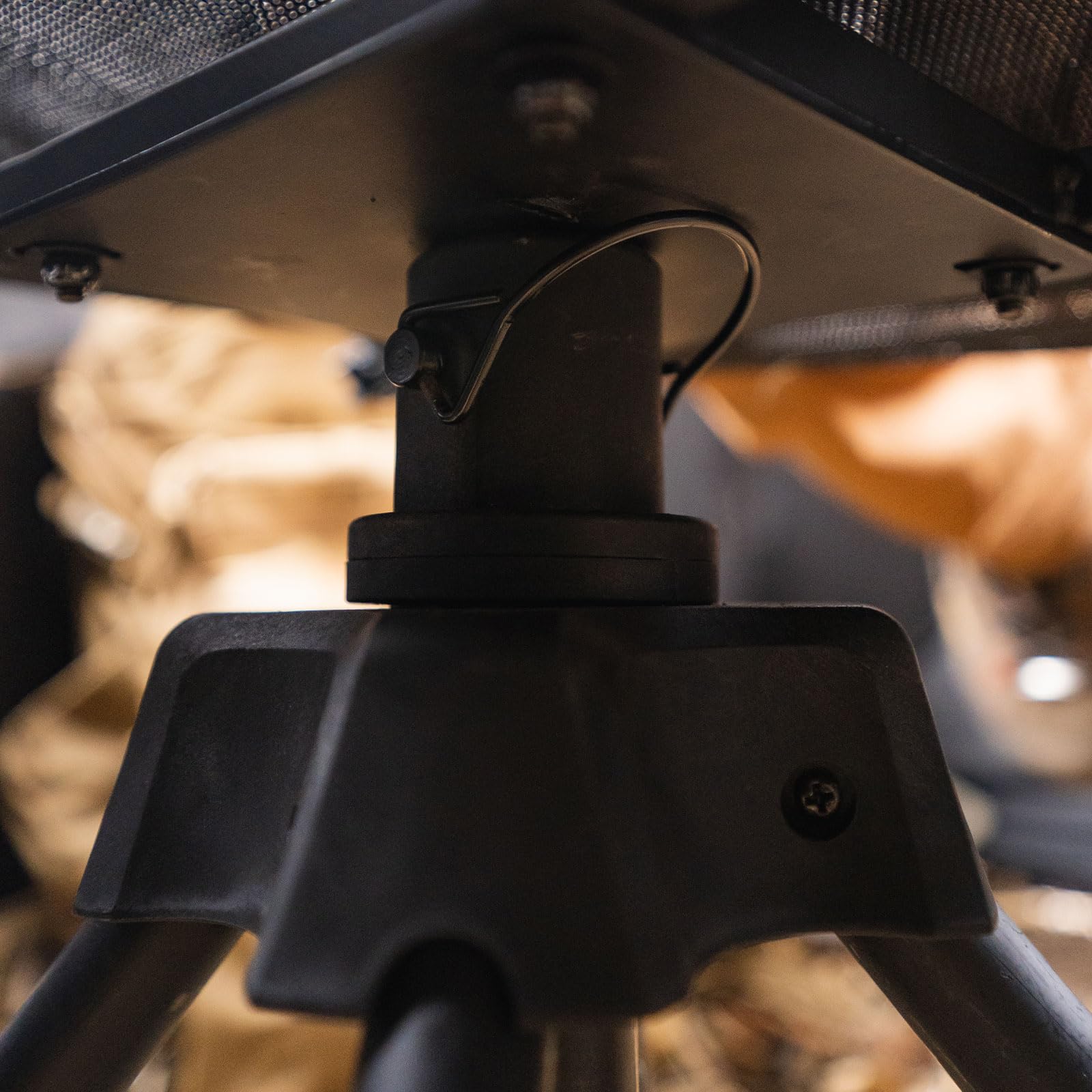 Muddy Swivel Ground Seat Flex-Tek seating for lasting field comfort.