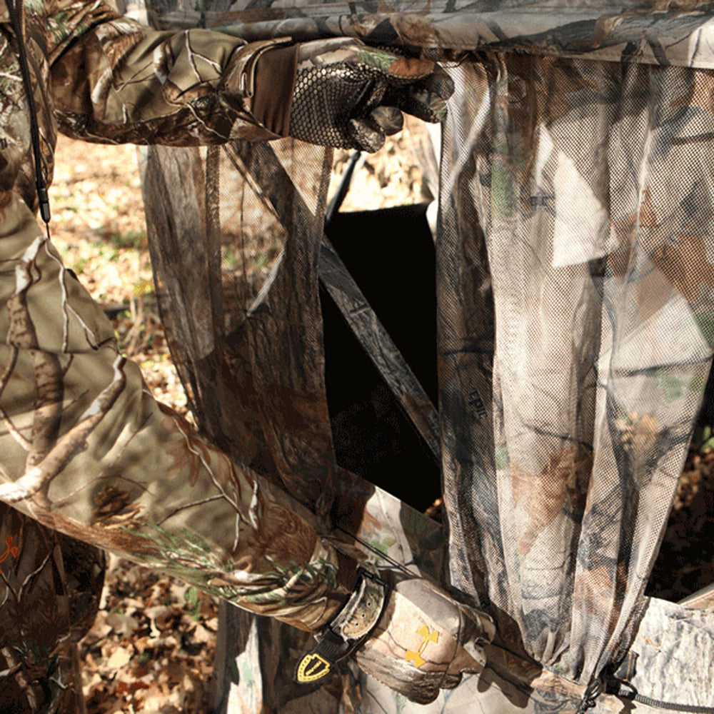 MUDDY VS360 carry tote makes transport to the hunting site easy
