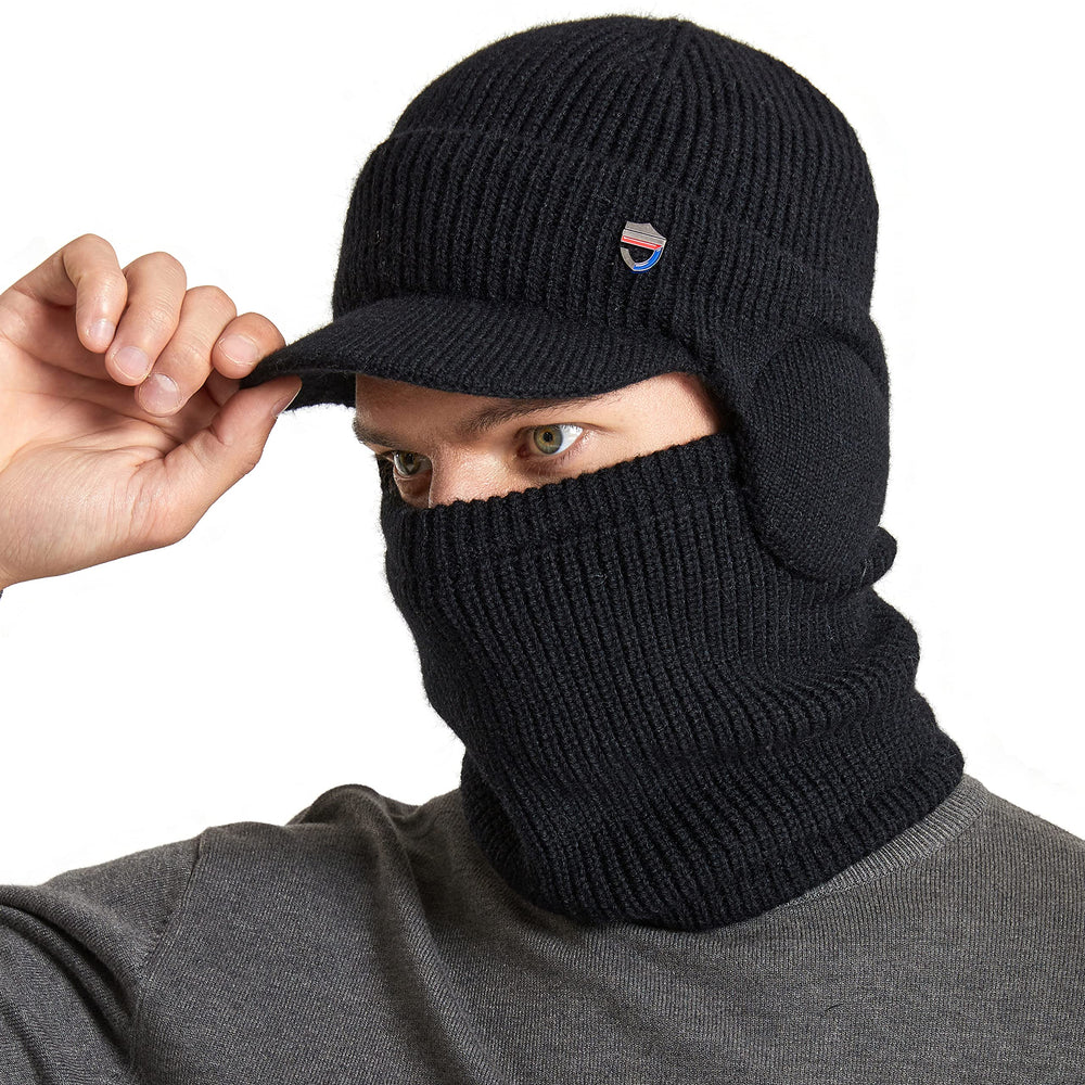 Muryobao curved visor provides wind and sun protection during outdoor activities.