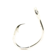 Mustad Classic 2X strong kirbed circle hook for tuna fishing, corrosion resistant.