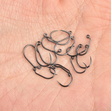 MUUNN compact 100-count packaging keeps tackle organized.