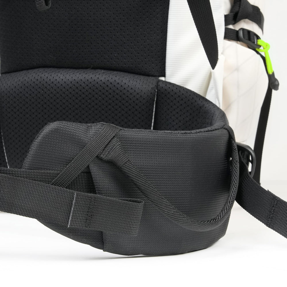 Mystery Ranch Scree 33 removable waistbelt allows customizable fit for varying loads.
