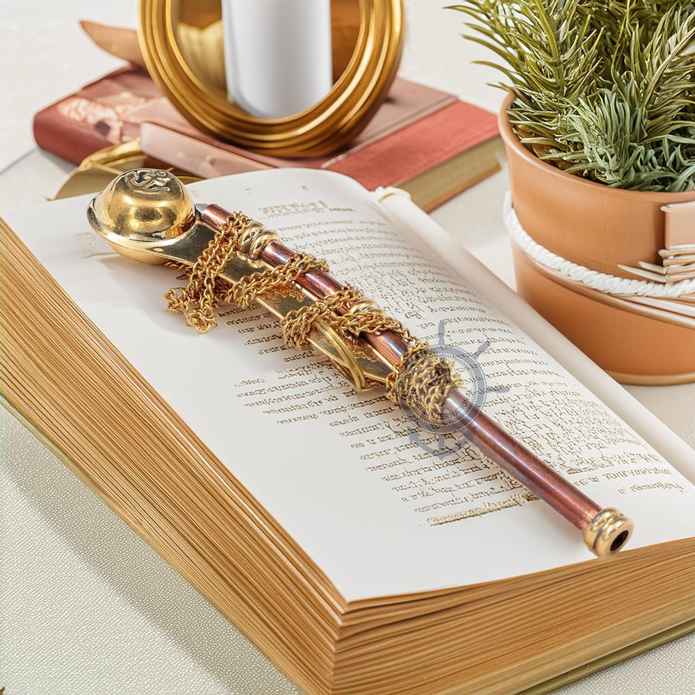 Nagina International antique polished finish on brass evokes historic seafaring allure.