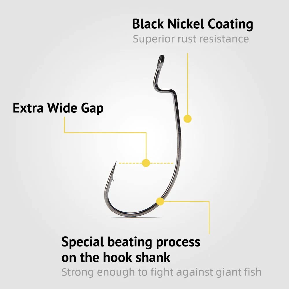 Nako Power Texas rig hook in action for bass setups.