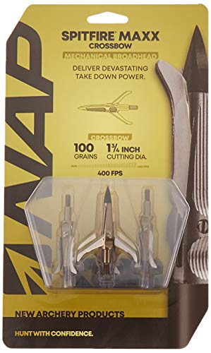 Close-up of Spitfire Maxx mechanical broadhead blades