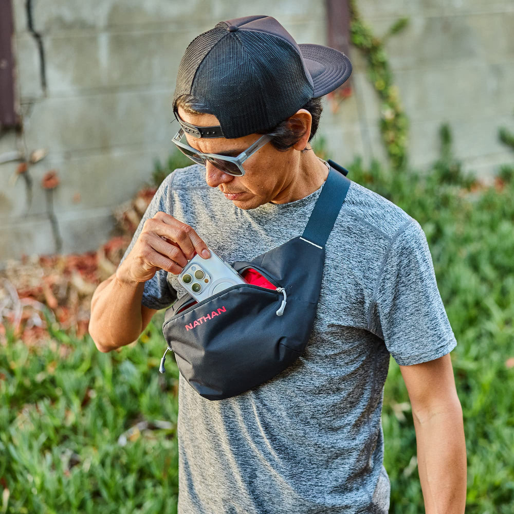 Nathan Limitless 2L small zipper stash pocket for valuables