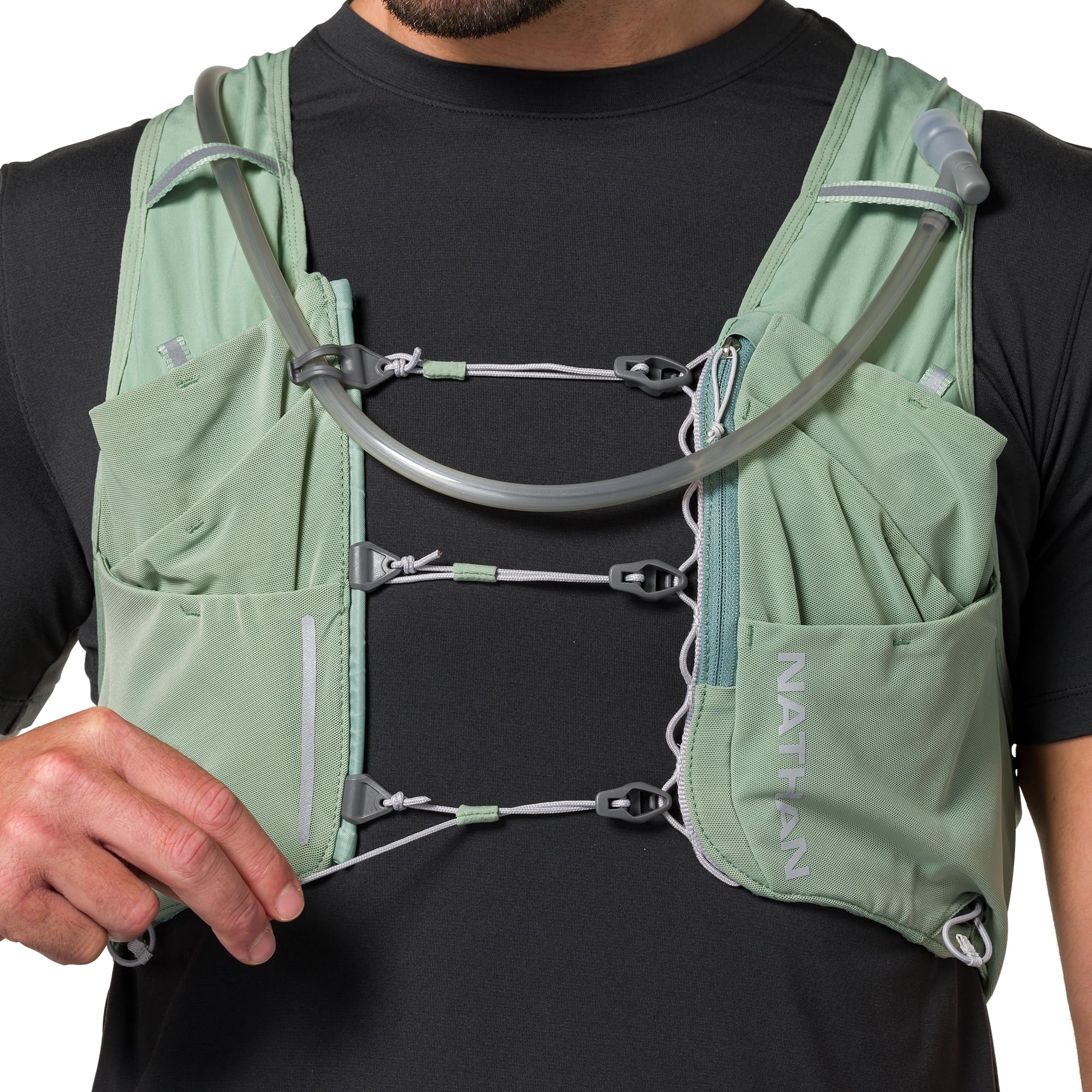 Nathan Pinnacle Pro 12L in medium size suits a wide range of runners