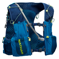 Nathan Vapor Air 3.0 back zipper pocket for quick, secure storage on runs.