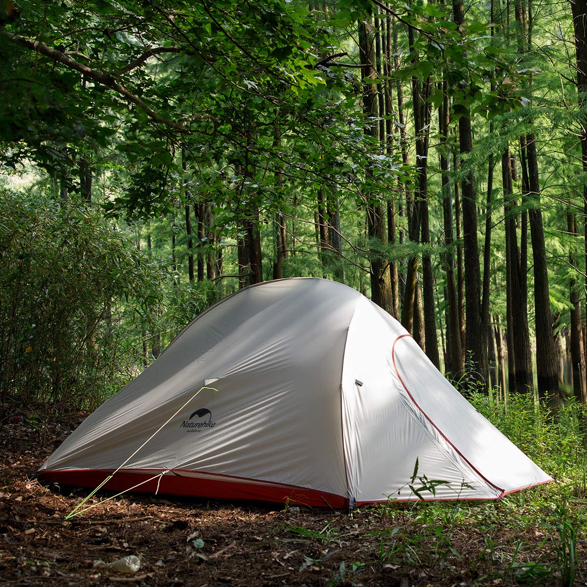 Naturehike Cloud-Up rugged poles and zippers improve durability