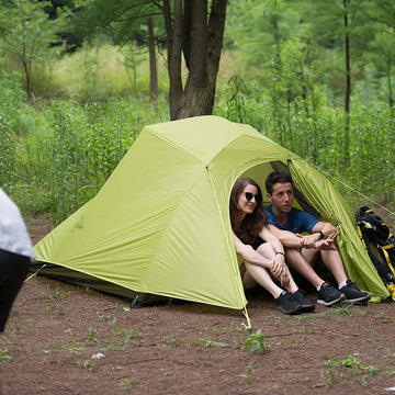 Naturehike Cloud-Up YKK zippers highlight durable operation and reliability.