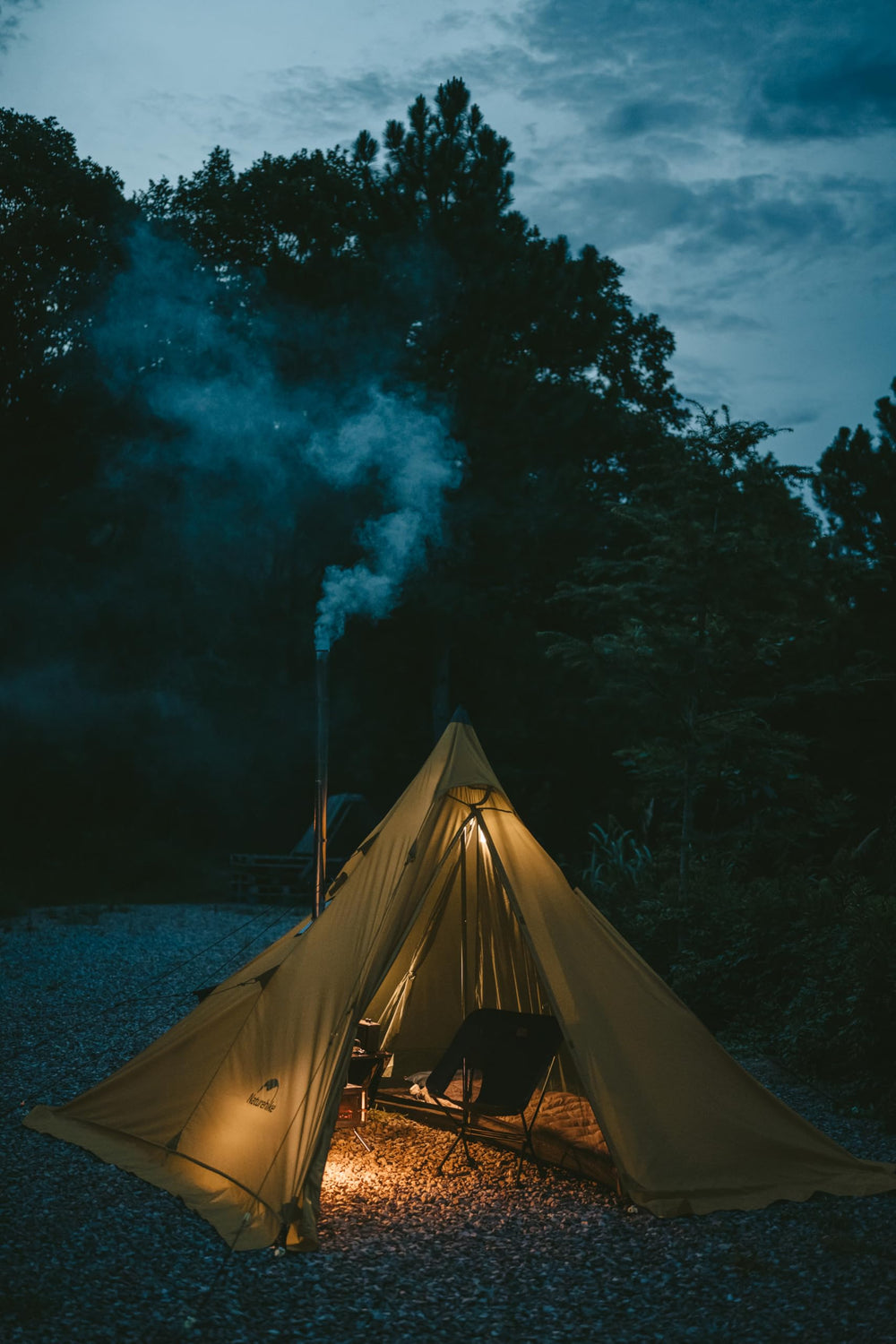 Naturehike Ranch Fire Teepee flame-retardant fabric enhances fire safety without melting