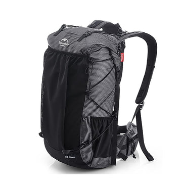 Naturehike Rock Series front view highlights 40L capacity for versatile day hikes