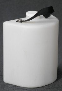 Nature's Head urine bottle for the toilet, enabling easy disposal and tidy maintenance.